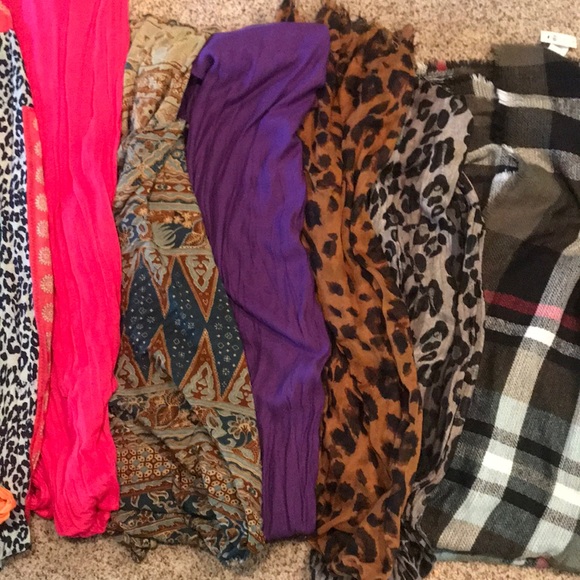 Scarf bundle - Picture 3 of 5